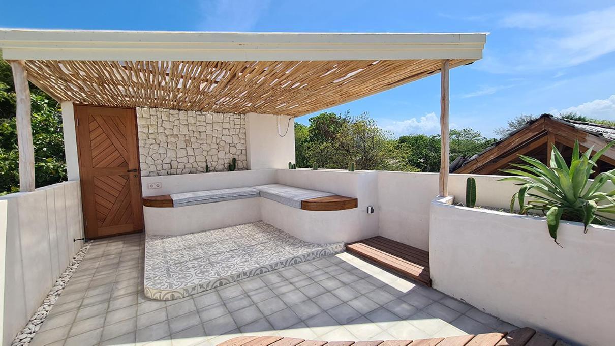 Shore Thing Gili Air Beachfront Apartment 外观 照片